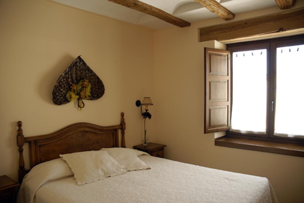 Parador De Santa Rita Molina de Aragon Exterior photo